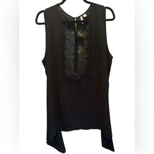 CATO- Elegant Black Sleeveless Tunic